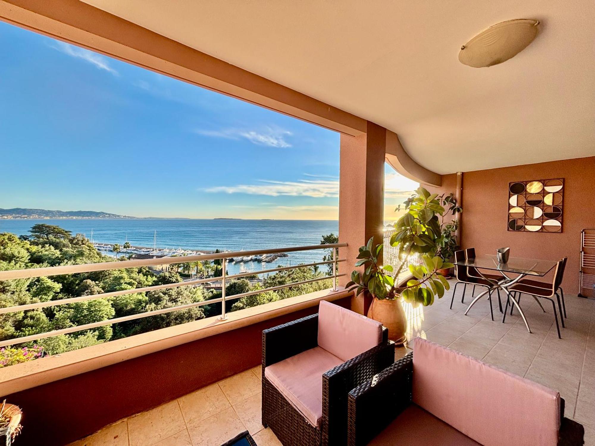 Superbe 3 Pieces Sur La Baie De Theoule Apartman Kültér fotó