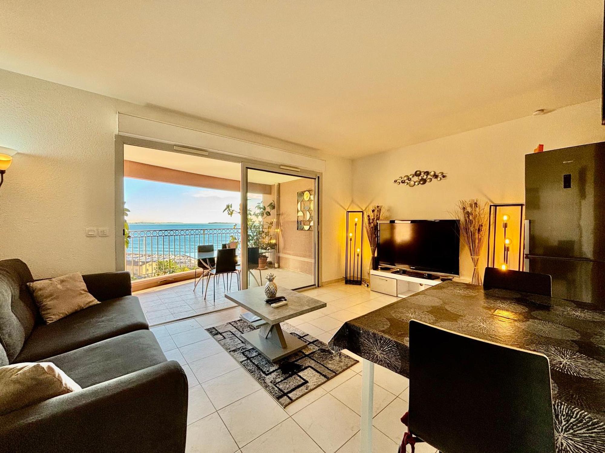 Superbe 3 Pieces Sur La Baie De Theoule Apartman Kültér fotó