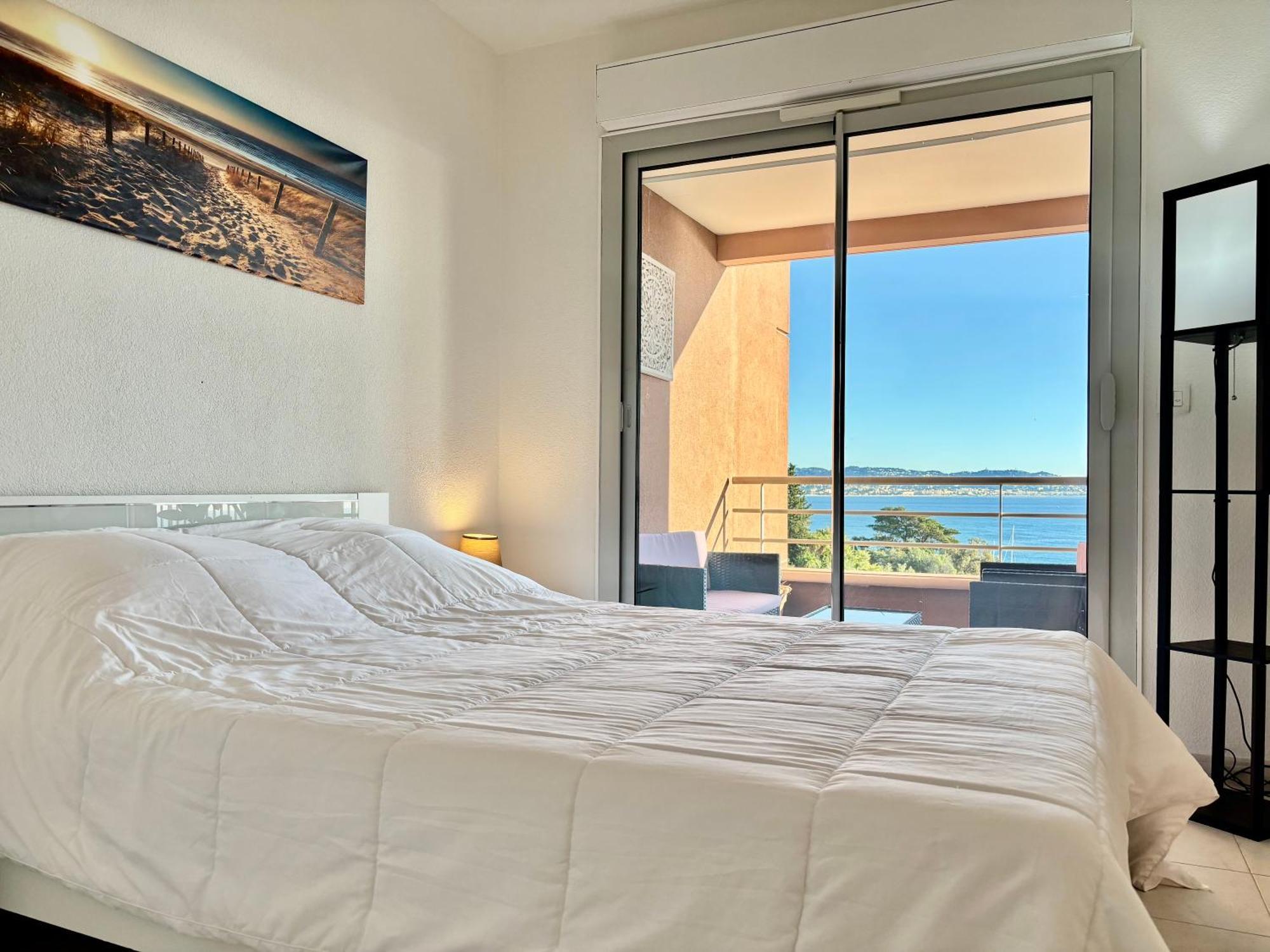 Superbe 3 Pieces Sur La Baie De Theoule Apartman Kültér fotó